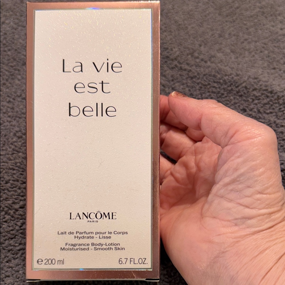 Lancôme La Vie Est Belle Fragrance Body Lotion - Pale Pink & White
